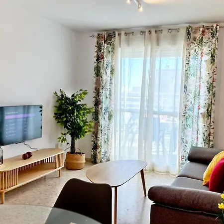 Apartment Palmeras Iii Gandia - Alquiler Solo Familias *